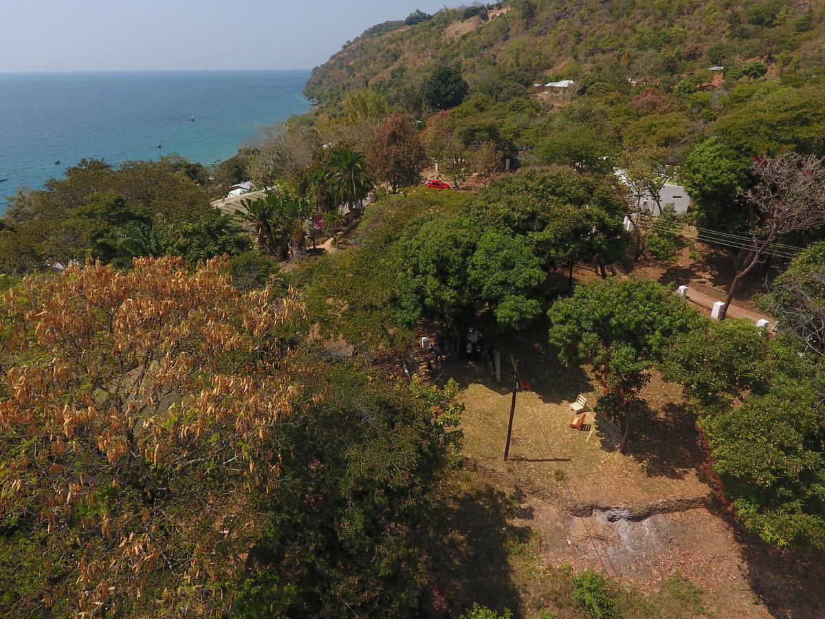 Njaya Lodge Nkhata Bay Exterior photo