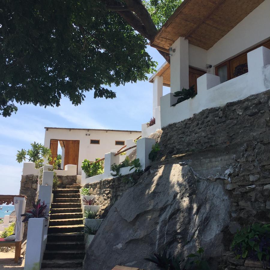 Njaya Lodge Nkhata Bay Exterior photo